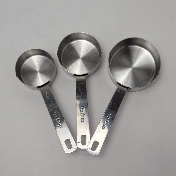 Master Class Stainless Steel Measuring Cups - Set of 3 - Picture 3 of 10